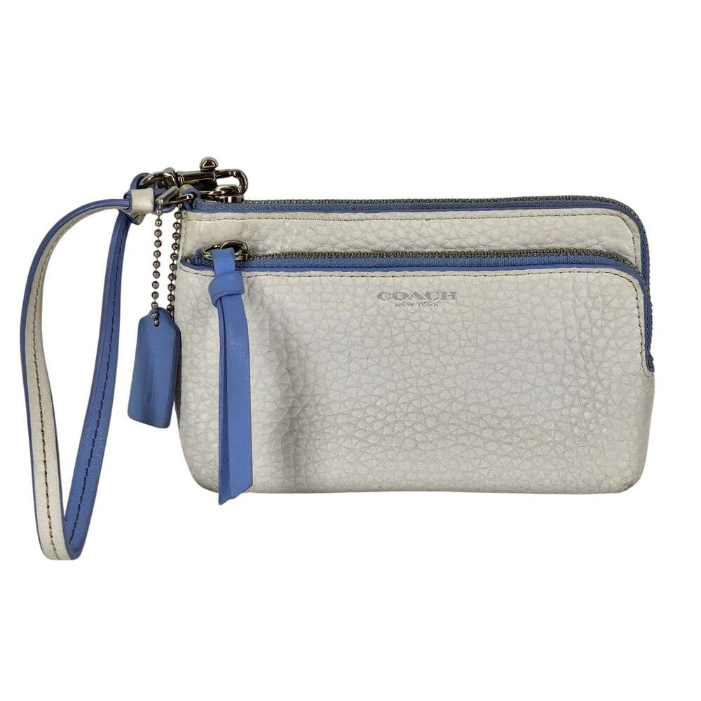 COACH WOMEN'S SMALL WHITE PEBBLE LEATHER CLUTCH/WRISTLET – 4" X 6" X 1"
